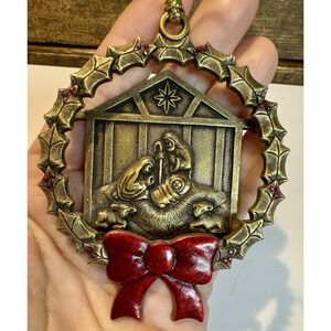 Gloria Duchin Brass Nativity Wreath Ornament 1991 Red Enamel Bow USA VTG